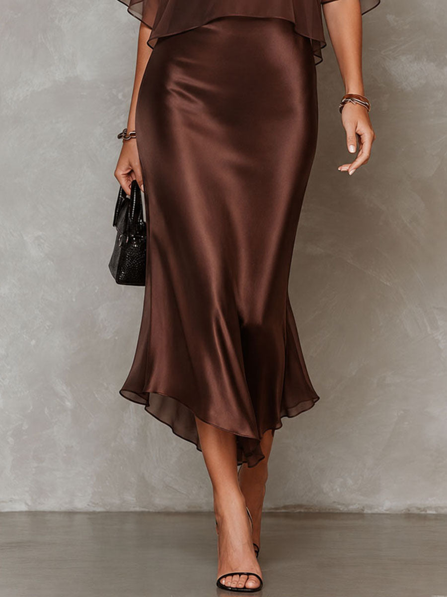 Sofia™ | Retro-elegante, chocoladebruine set bestaande uit een doorschijnende chiffon overlay en een satijnen midi-jurk