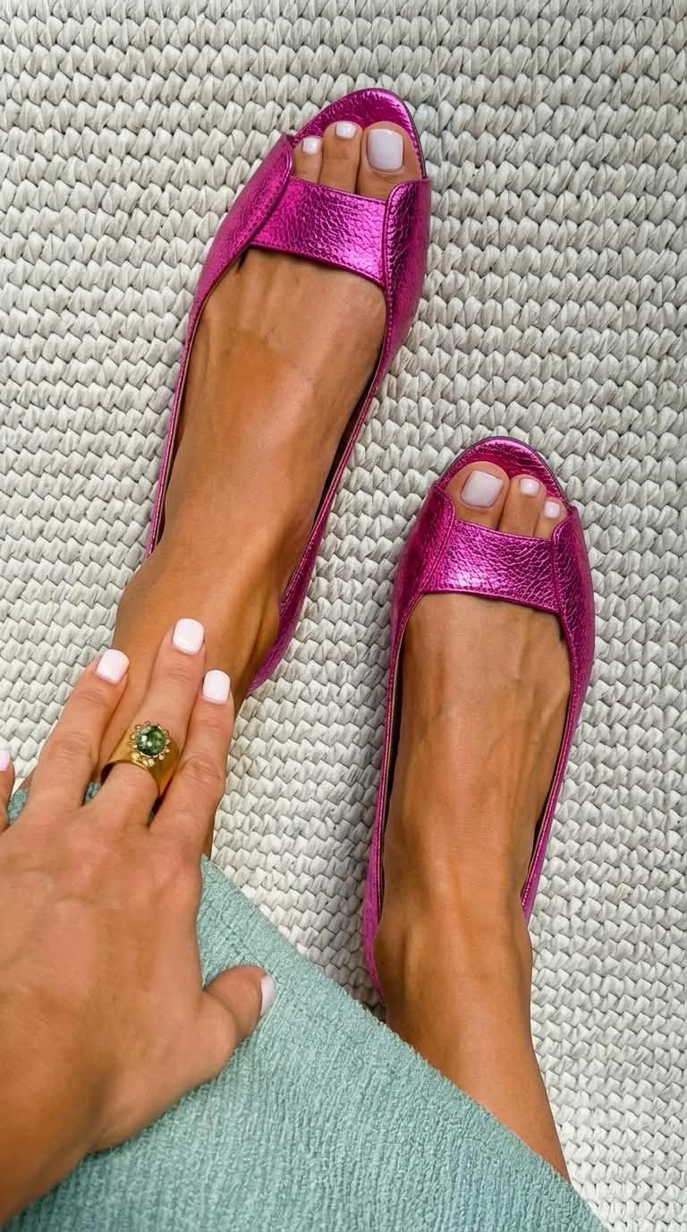 Beatrice | Comfortable Metallic Peep-Toe Flats
